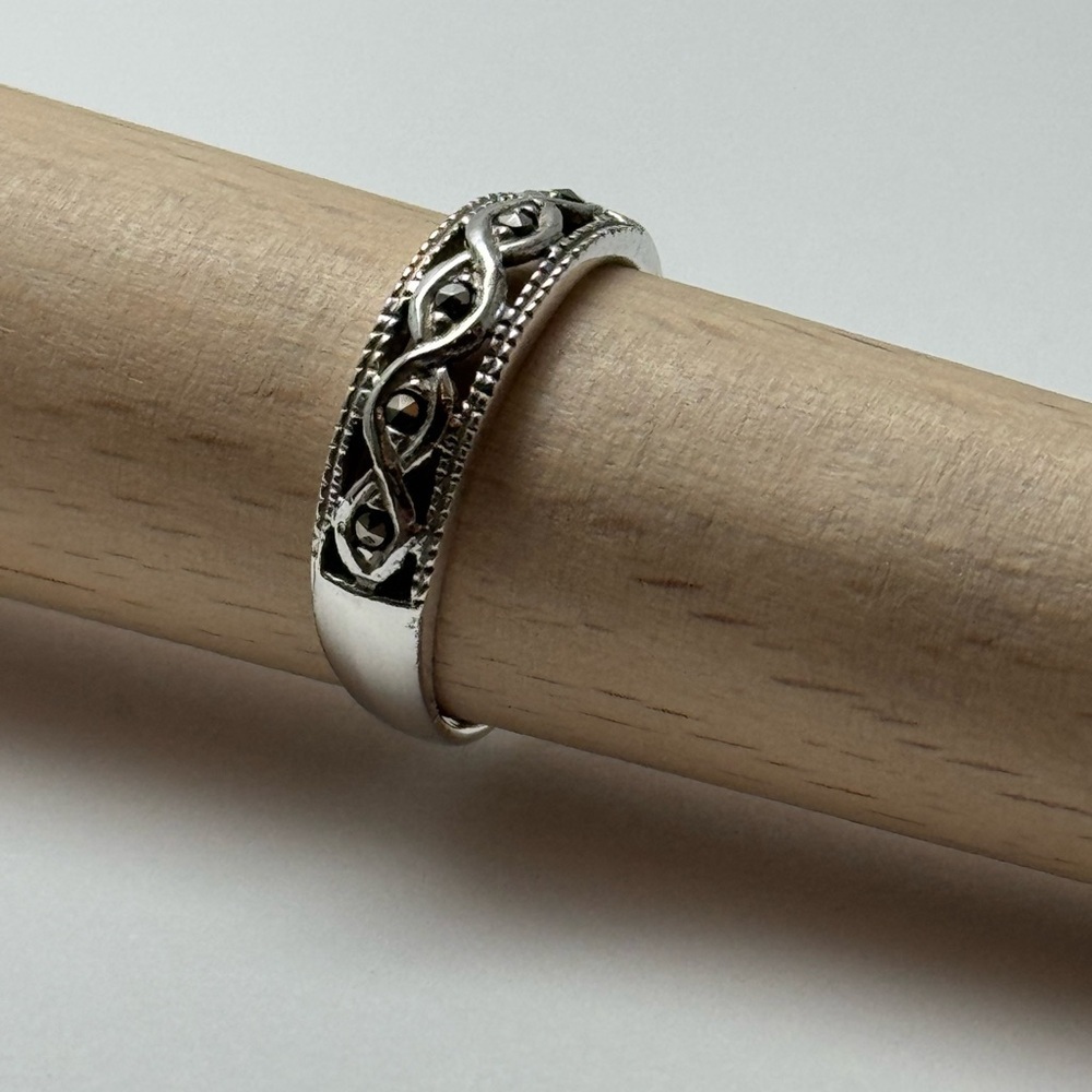 925 Silver Marcasite Band Ring